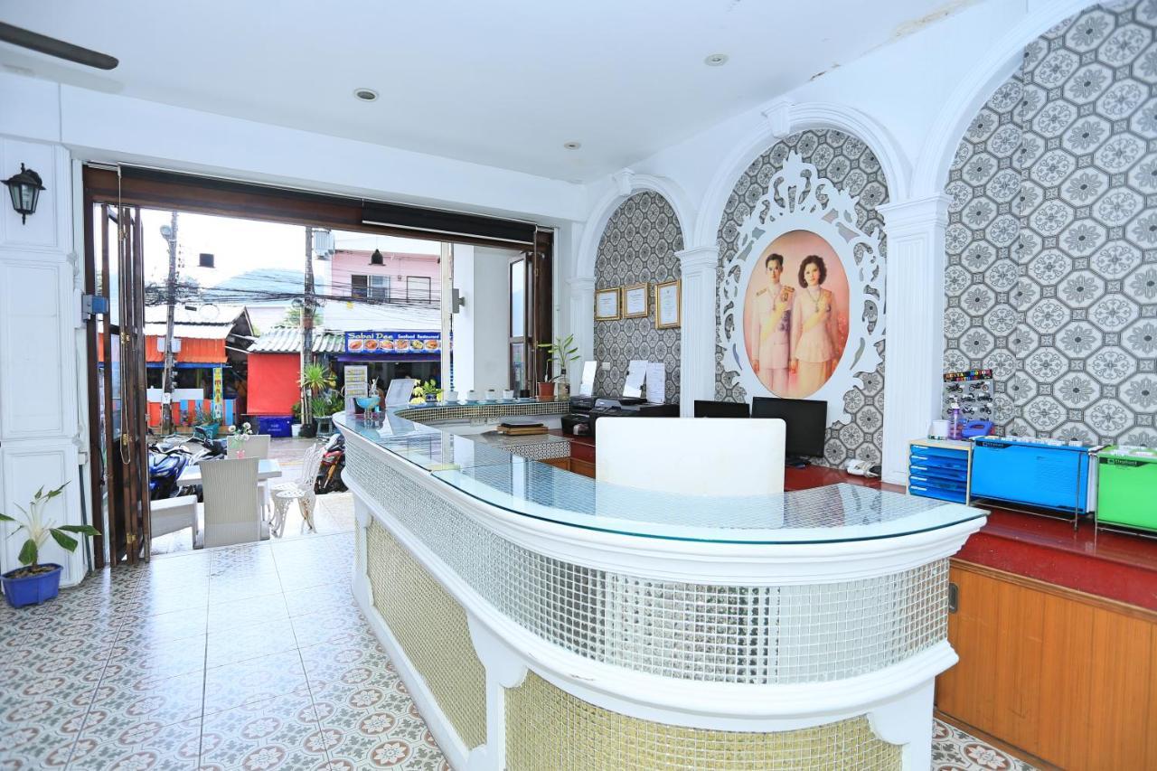 Lucky Sun Patong Hotel Buitenkant foto