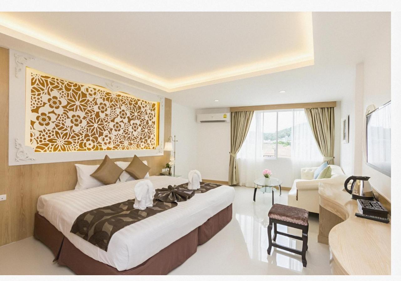 Lucky Sun Patong Hotel Buitenkant foto